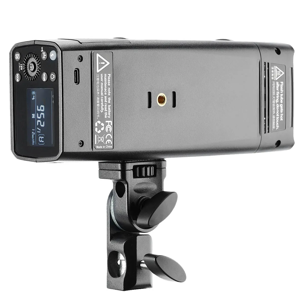 AD200PRO Portable Battery Flash with Reflector On-Location