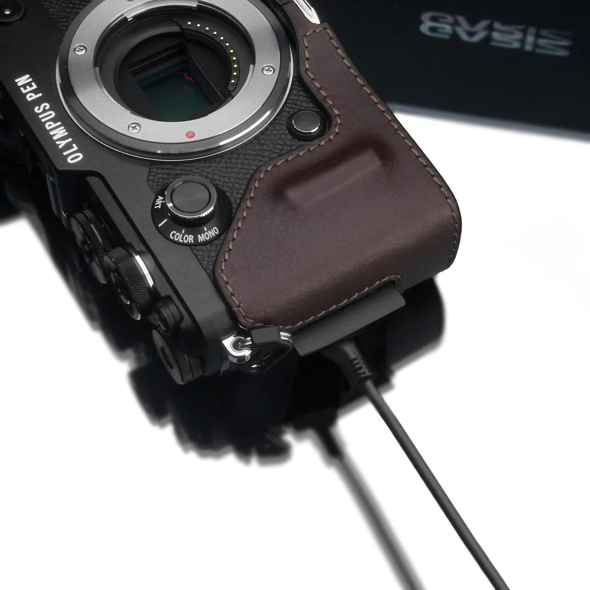 Gariz HG-PENFBR Camera Half Case Brown for Olympus PEN-F